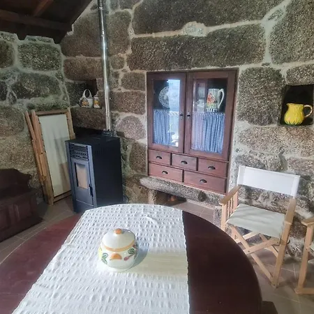 Quinta Das Netas -6pax-piscina-cabeceiras De Basto *